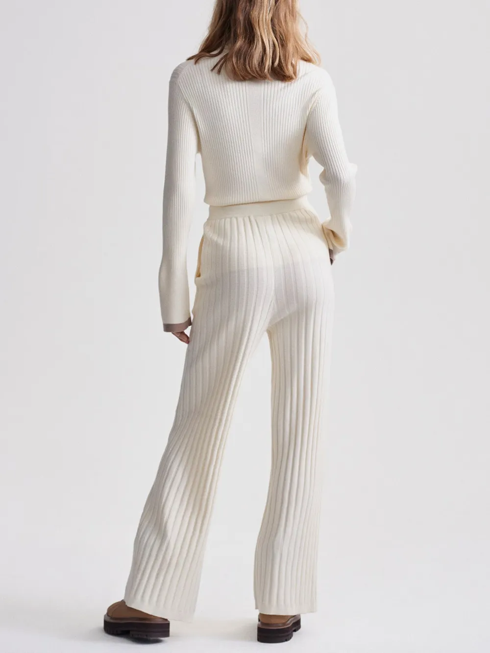 Wide Rib Knit Trouser