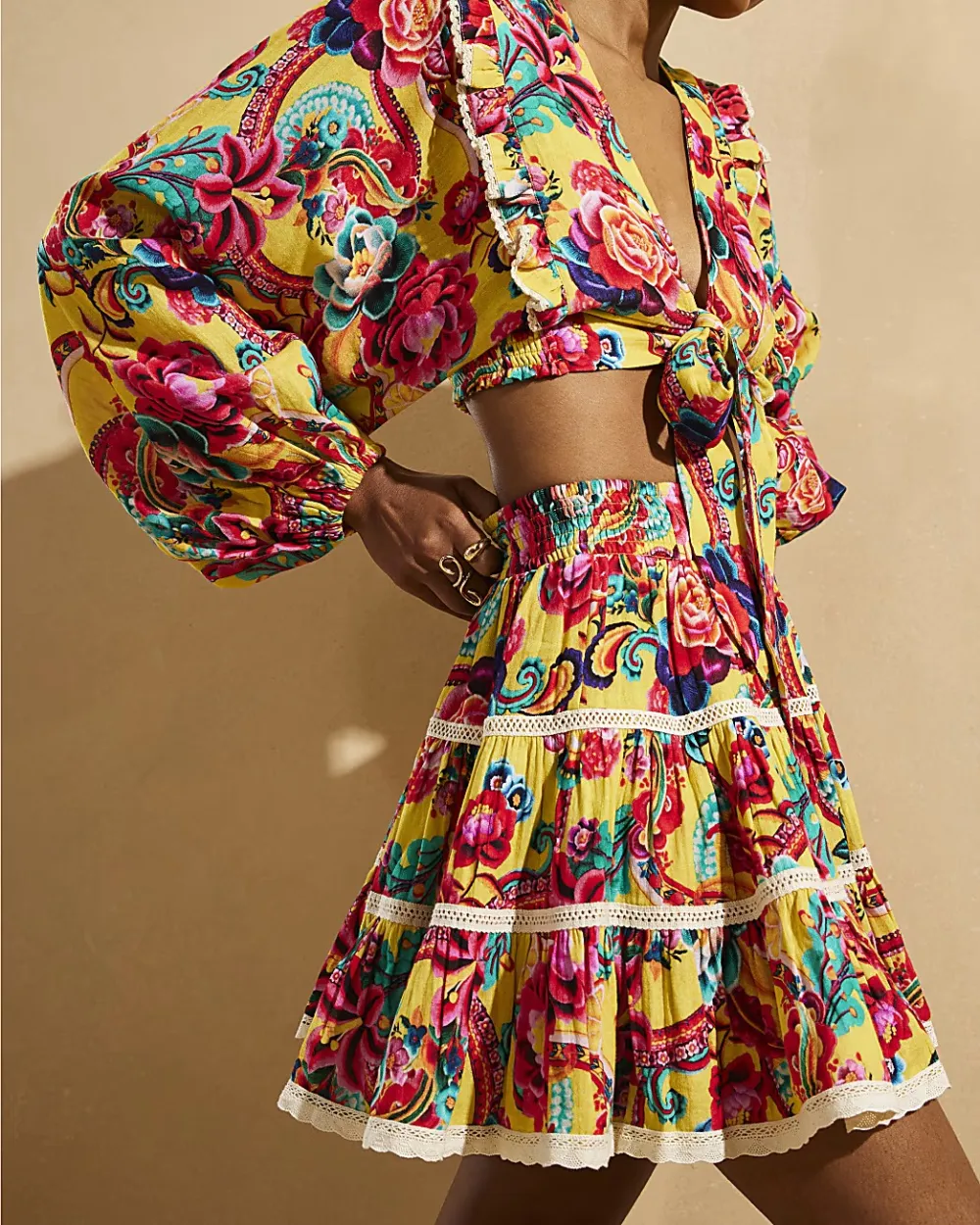 Yellow Cotton Art Print Pleated Skirts