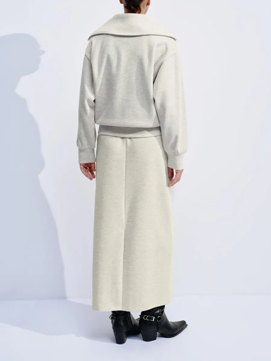 A Light Grey V-Neck Casual Sweatshirt For Ladies