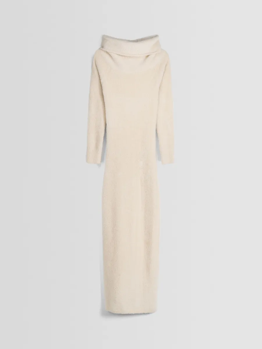 Vestido Midi Manga Larga Fuzzy