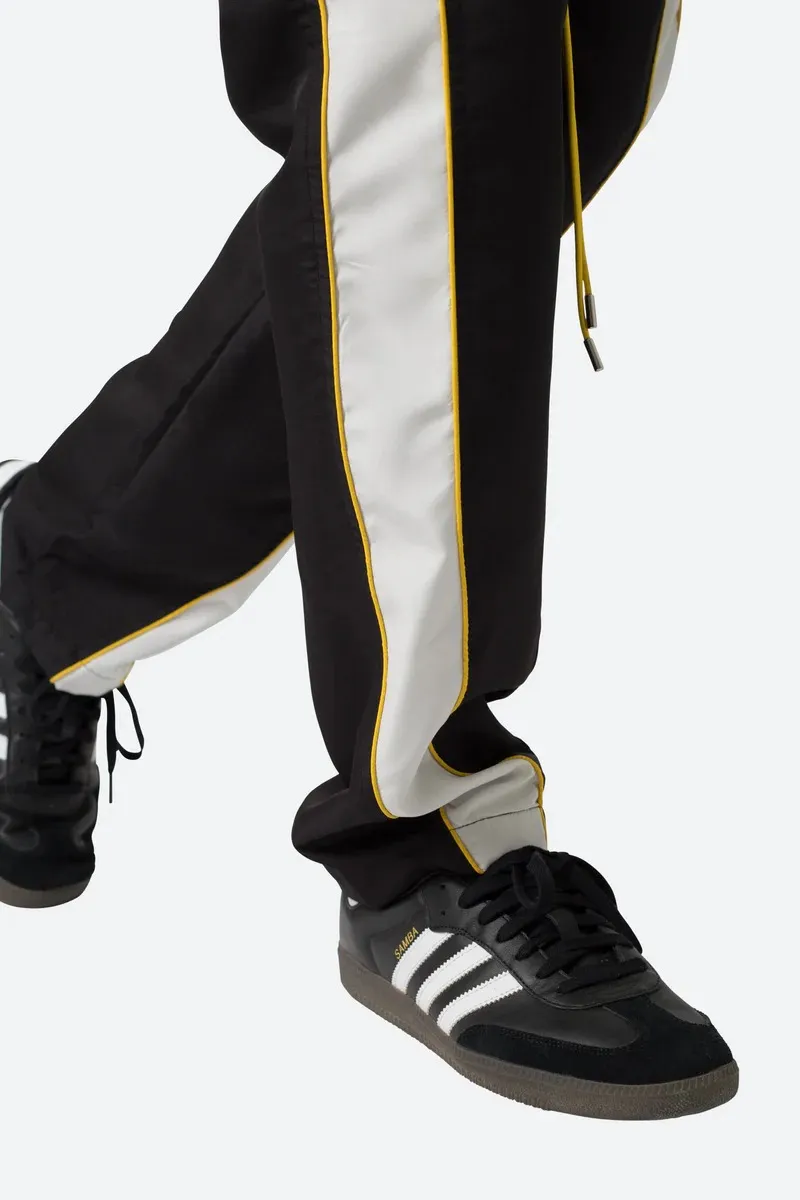 BLACK WITH YELLOW WHITE STRIPE SWEATPANTS
