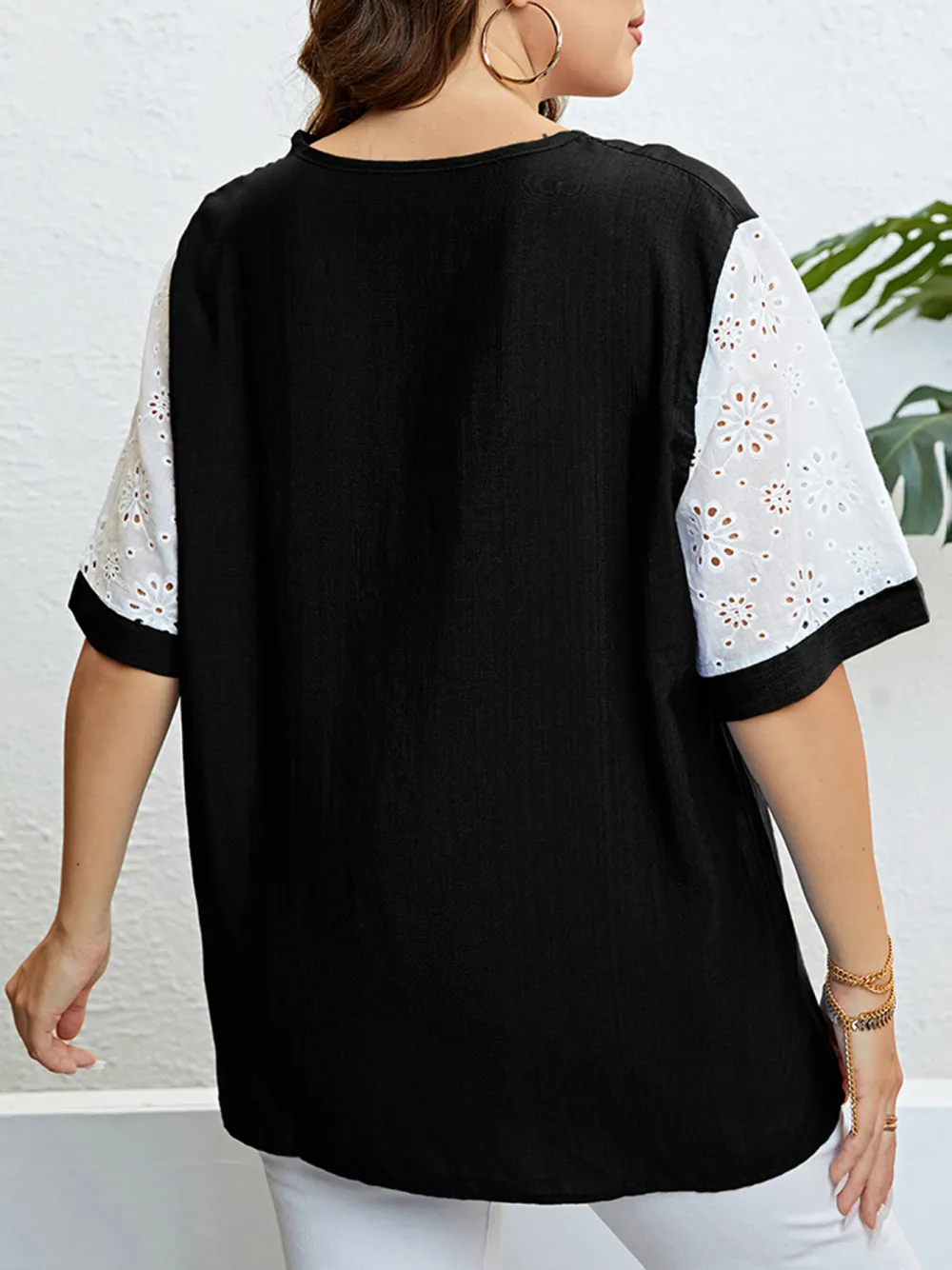 Women Casual Large Size Top With Patchwork Sleeves