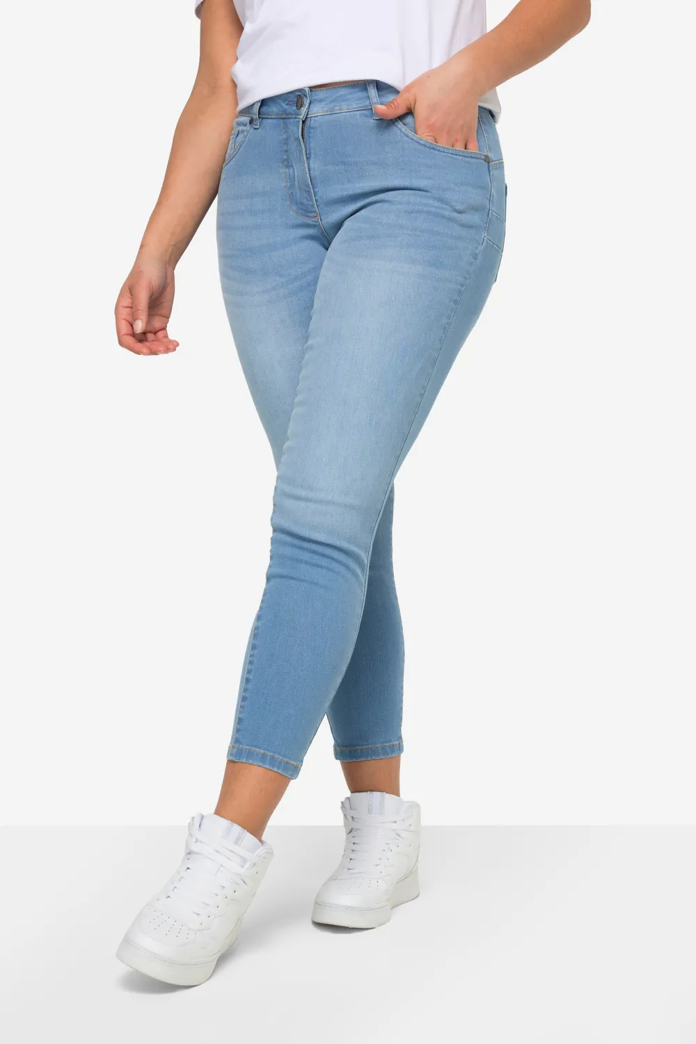 Solid Color Stretch Jeans