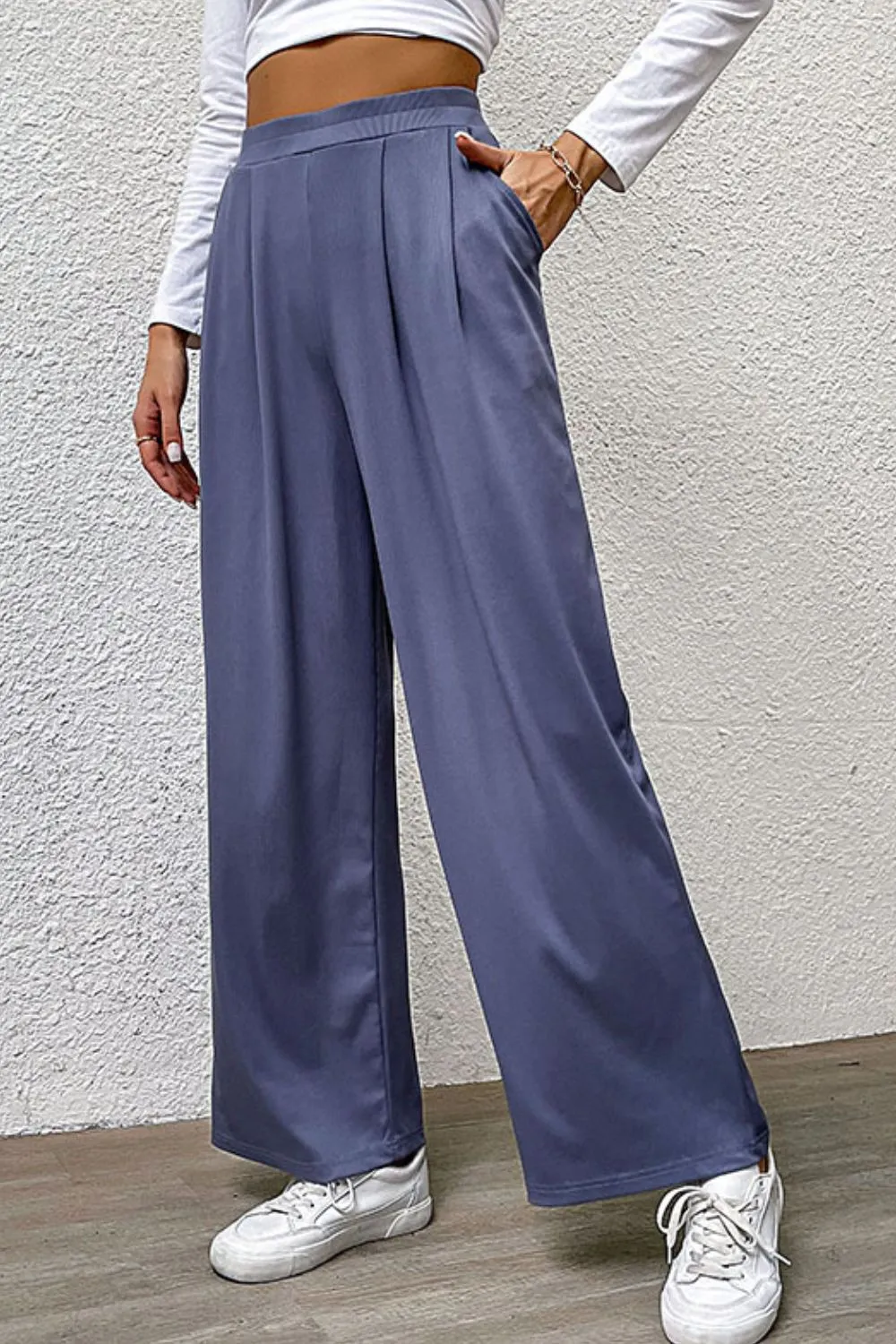 Pleated Detail Wide Leg Pants With Pocket