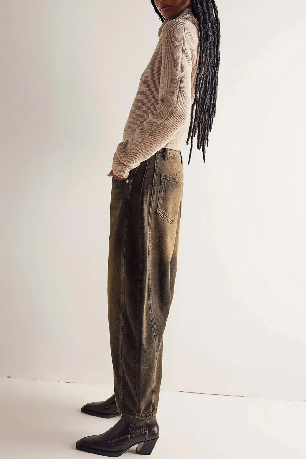 Balloon Leg Relaxed Jeans