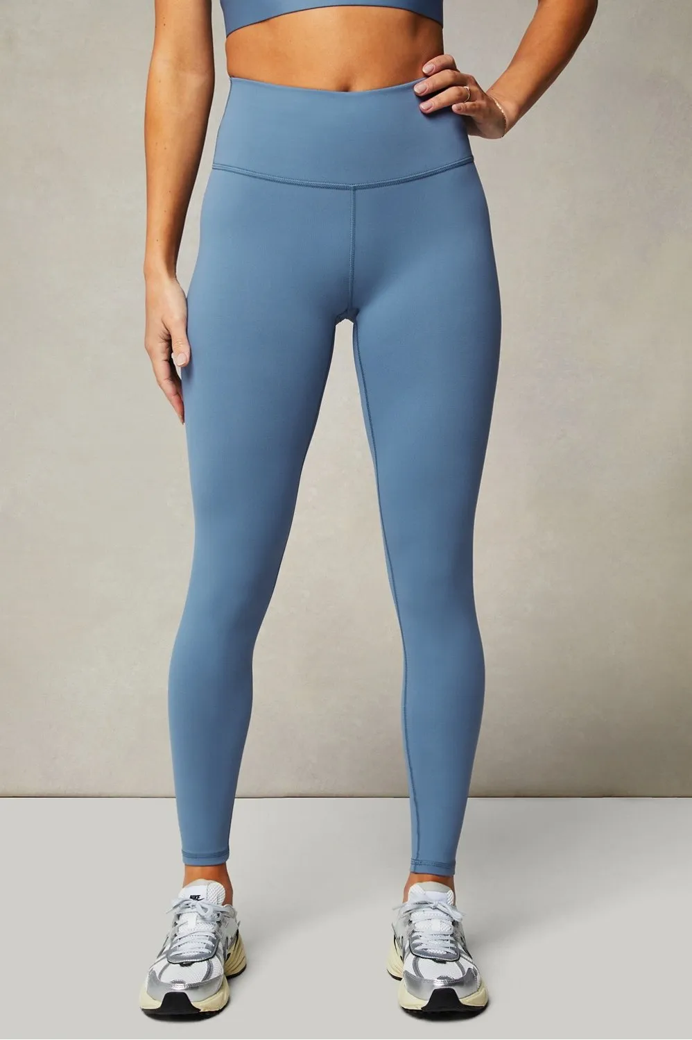 High-Waisted Legging