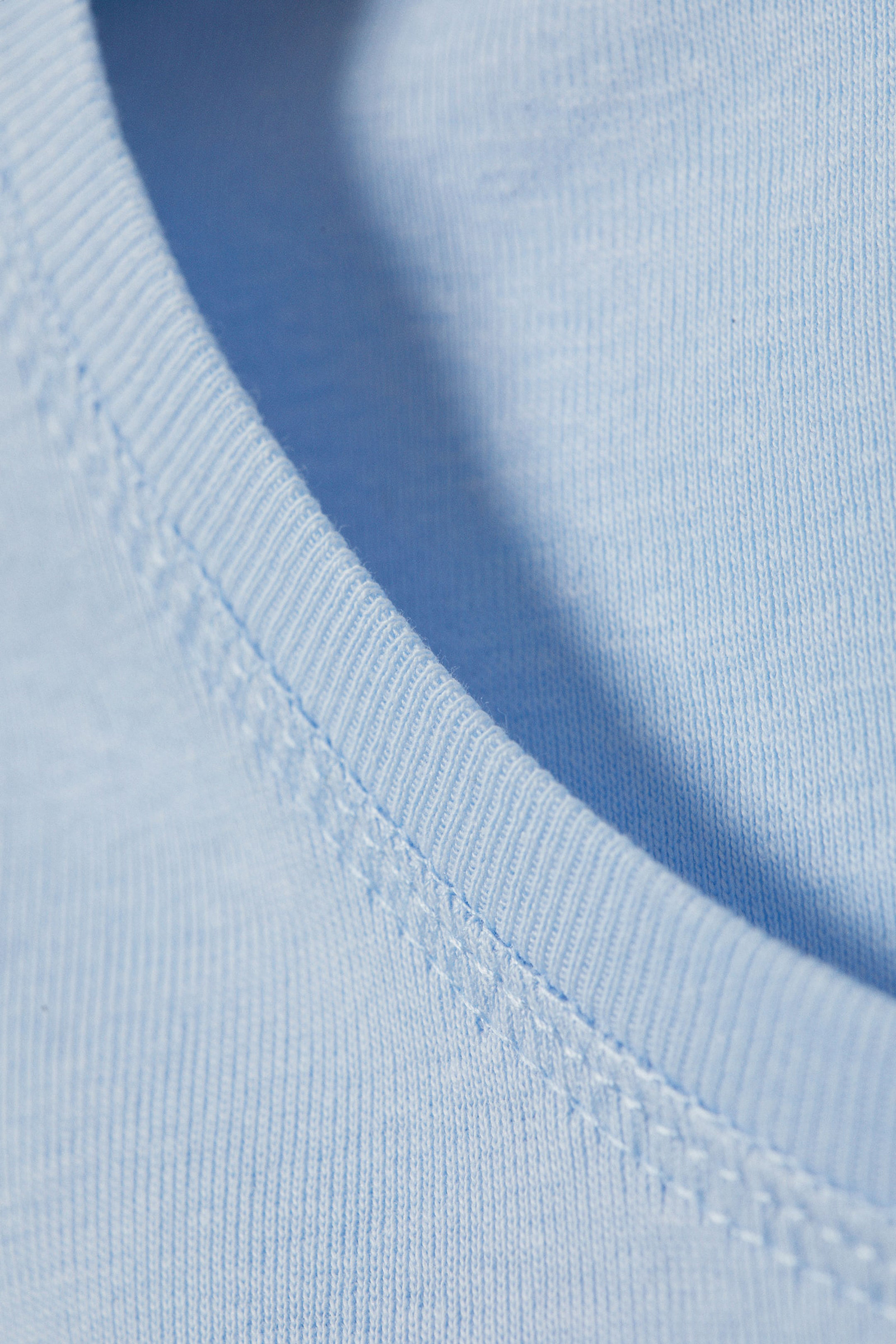 Round Neck Cropped T-Shirt