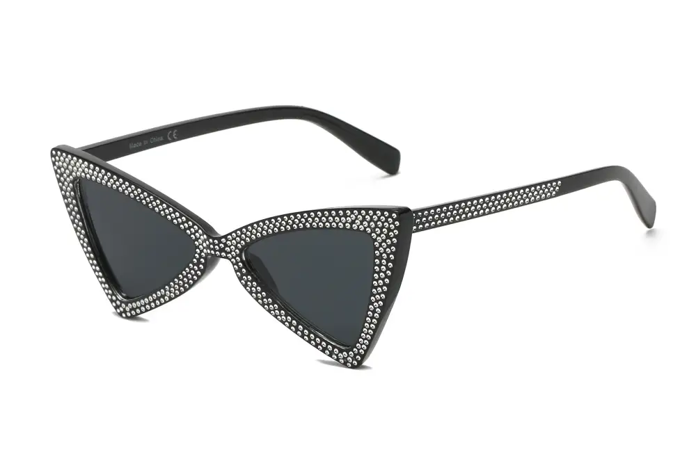Retro Vintage Extreme Cat-Eye Sunglasses