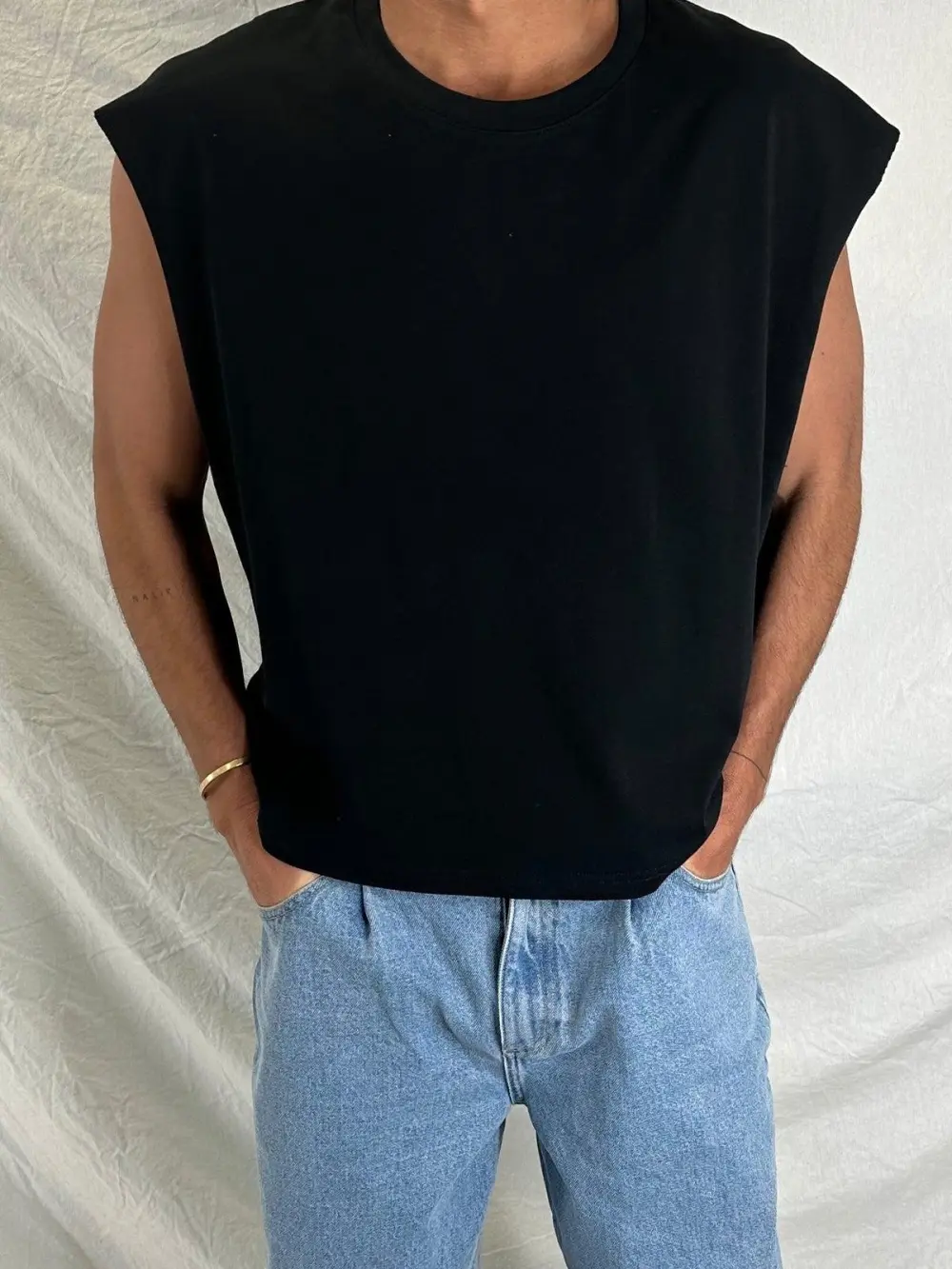 Leisure And Soft Versatile Black  Tank Tops