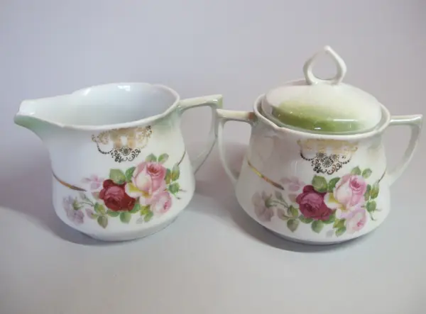 Leuchtenburg, set of 4 pieces in fine porcelain, Germany, between 1920 and 1935