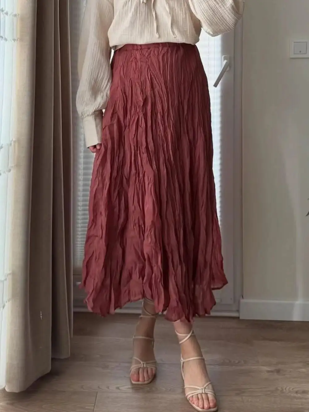 Ruched Elastic Skirt