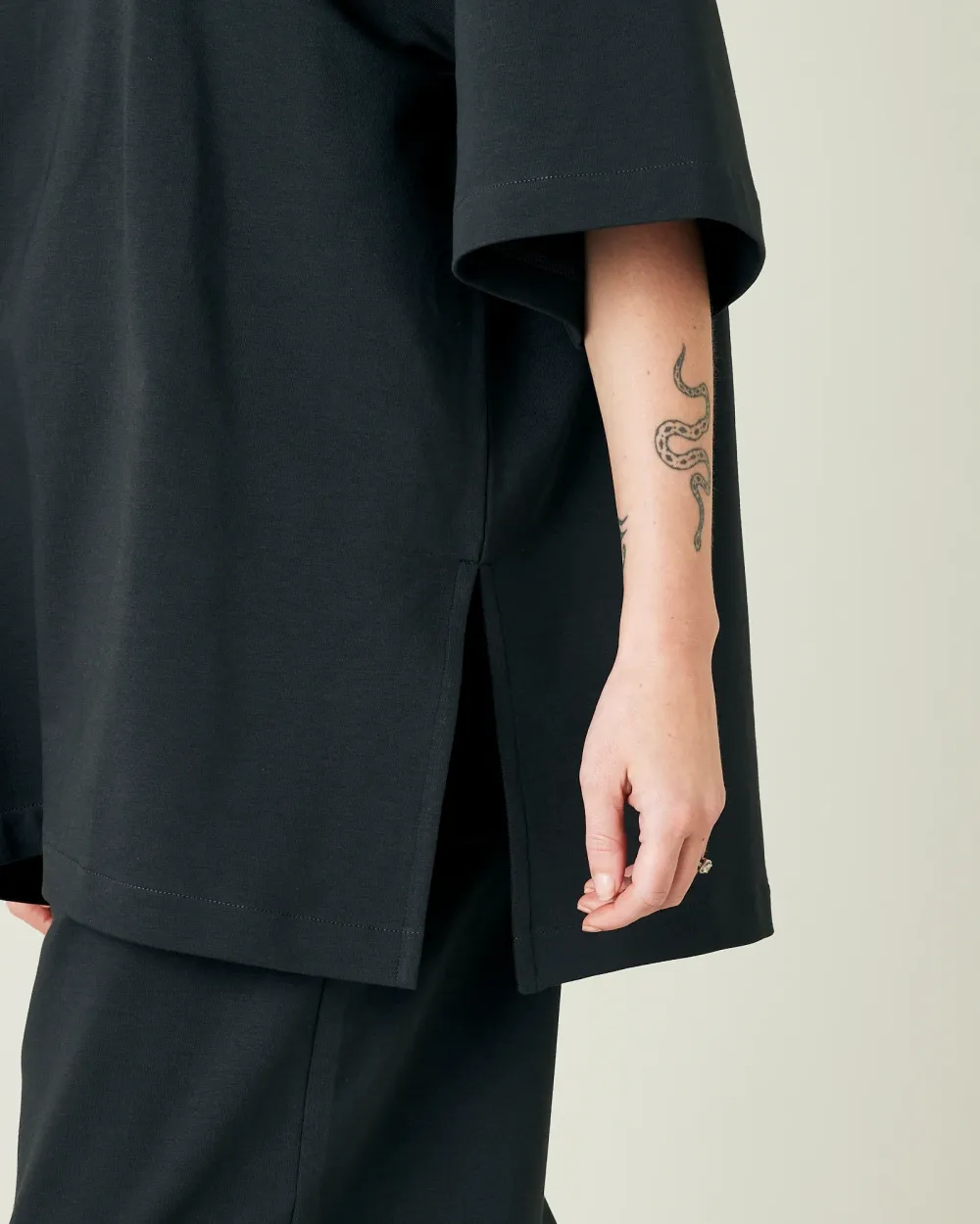 COTTON JERSEY SHORT DROP SLEEVE TOP