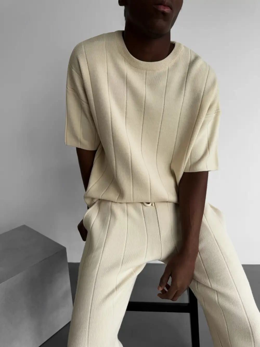 Relaxed Minimal T-Shirt