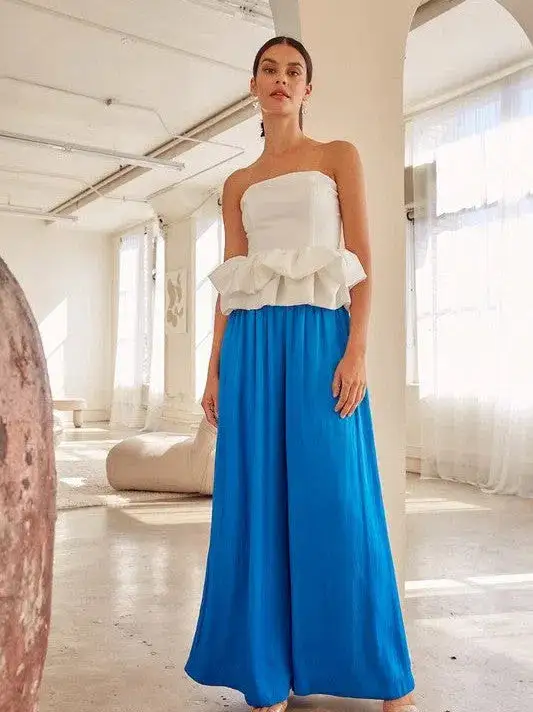 Radiant and Cheerful Strapless Ruffle Top