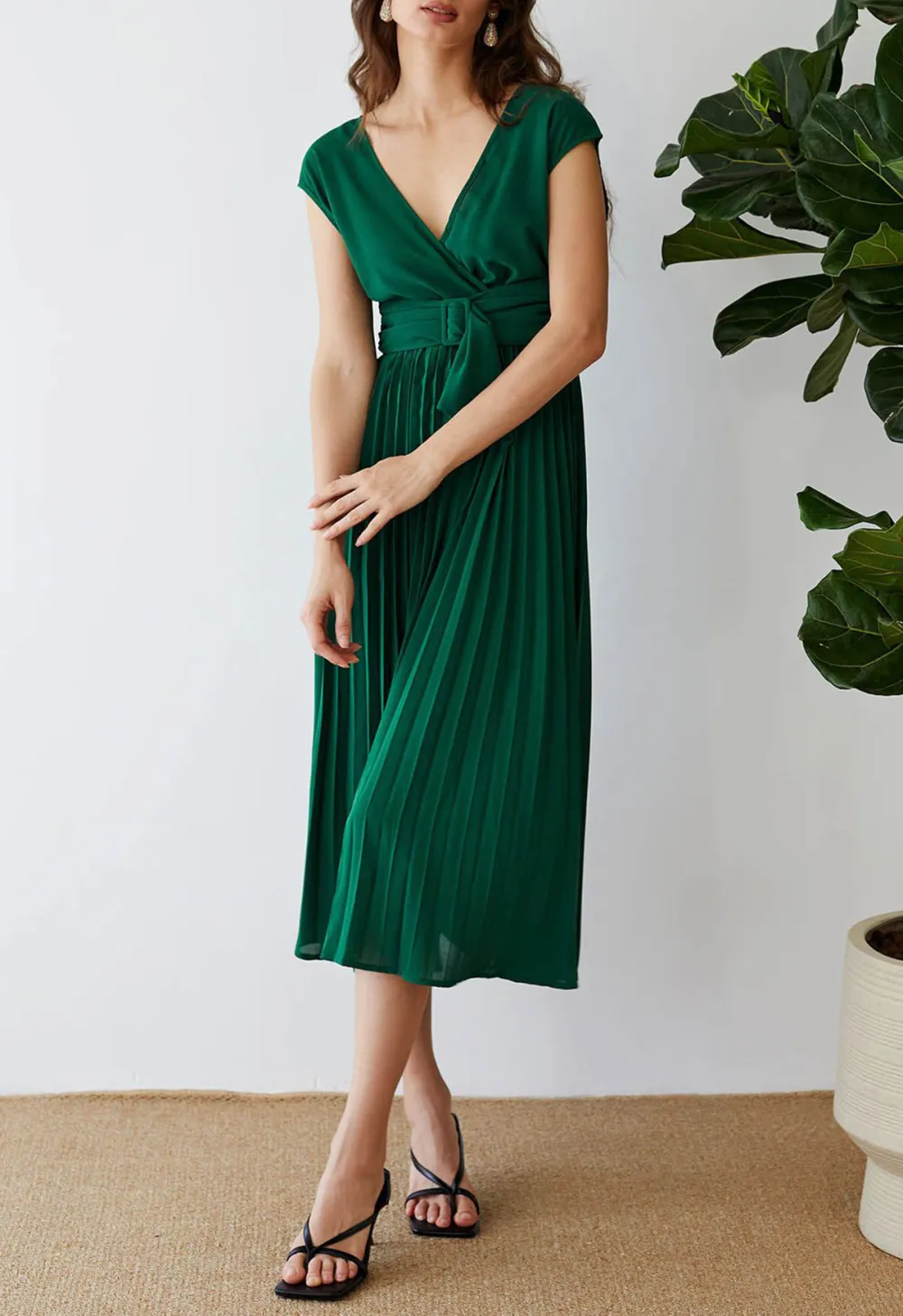 SASH ADORNED PLEATED WRAP SLEEVELESS DRESS IN GREEN