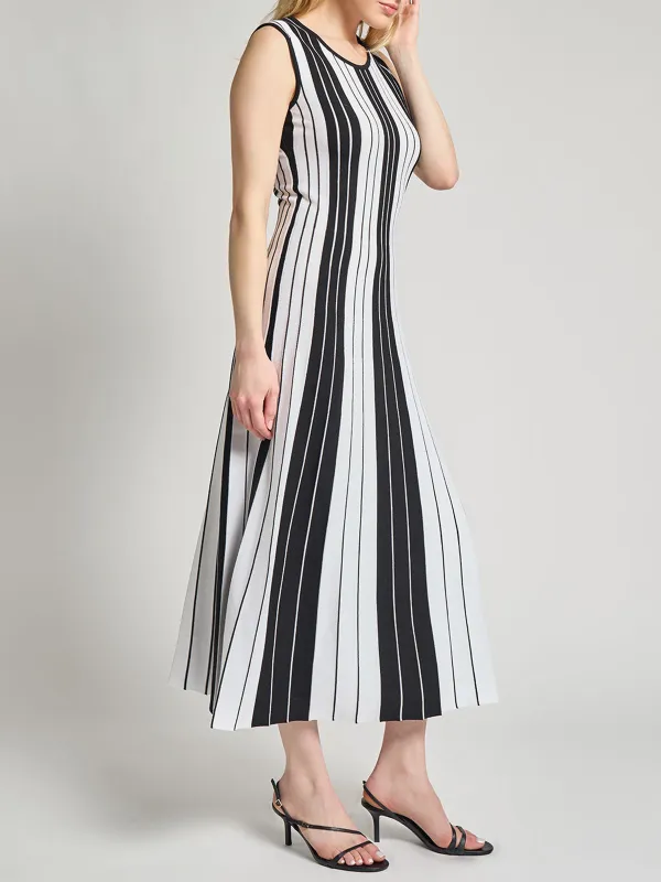 Sleeveless Large Striped Dress