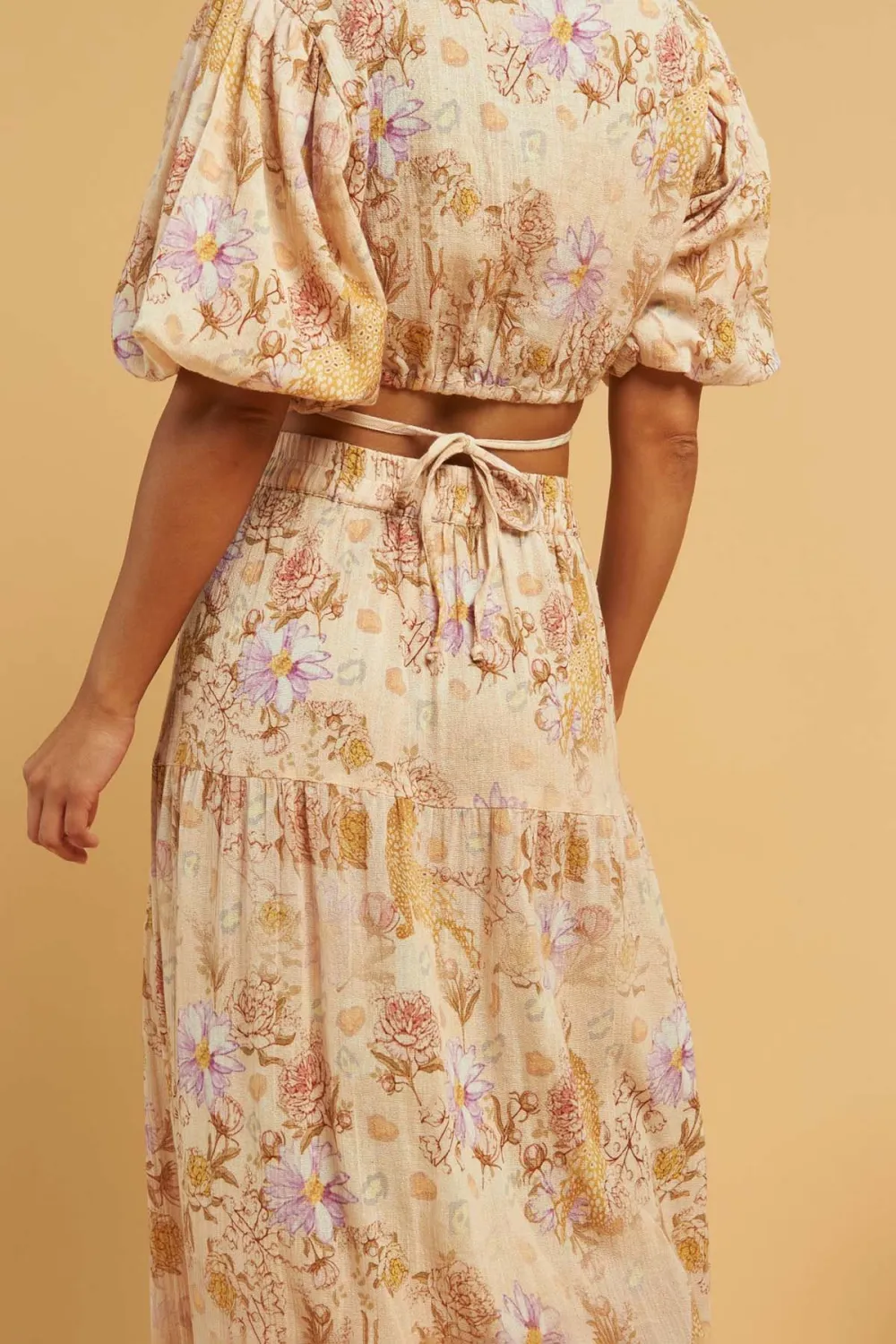 Beige And Pink Floral Print Puff Sleeve Crop Top