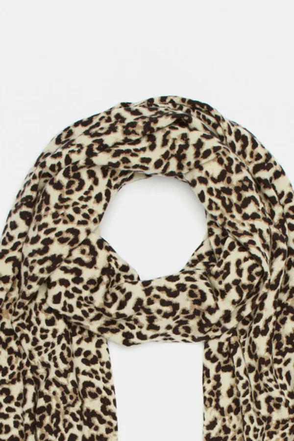 Warm Leopard Print Fashion Scarf