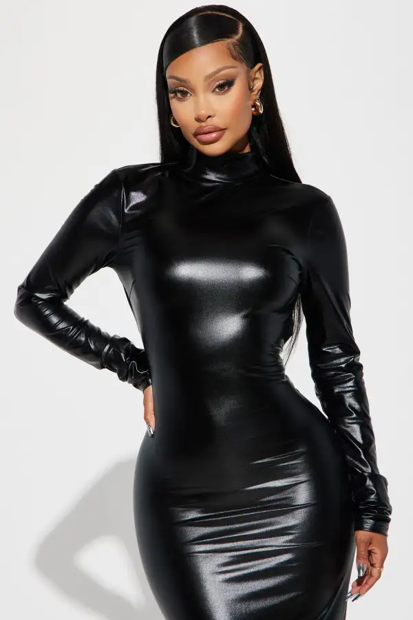 Honey Backless Metallic Maxi Dress - Black