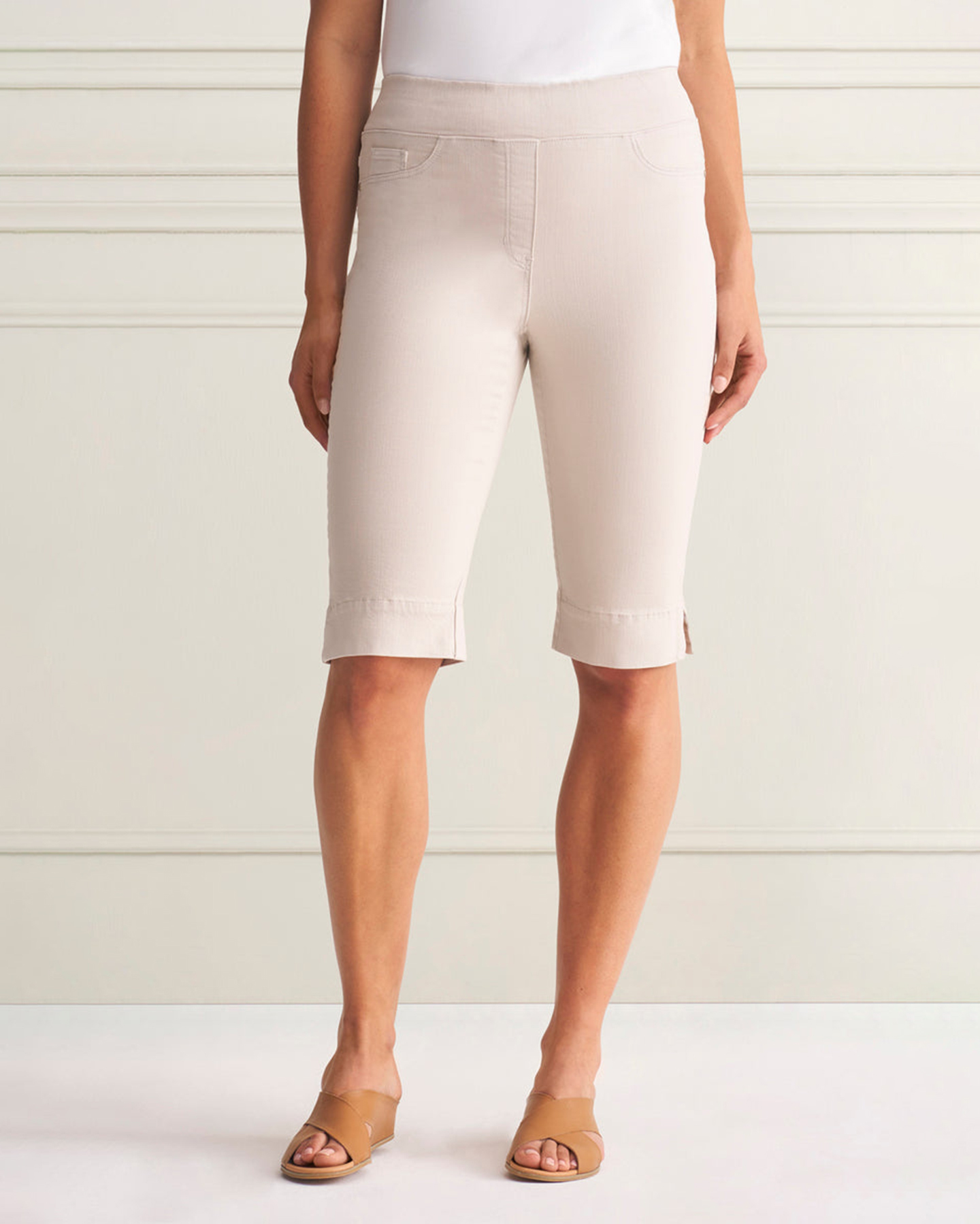 Twill Elastic Waist Knee Length Shorts