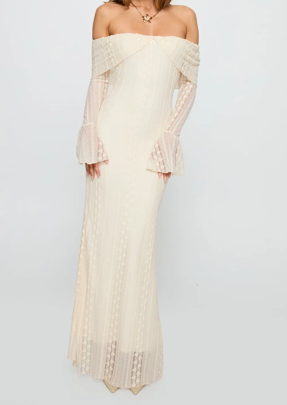 Elegant Flow Lace Detail Maxi Dress