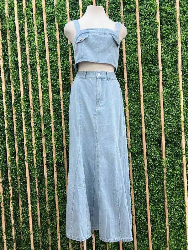 Minimal Crop Tank Top