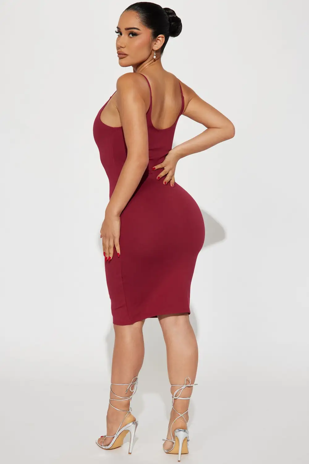 My Main Chic Midi Dress - Burgundy
