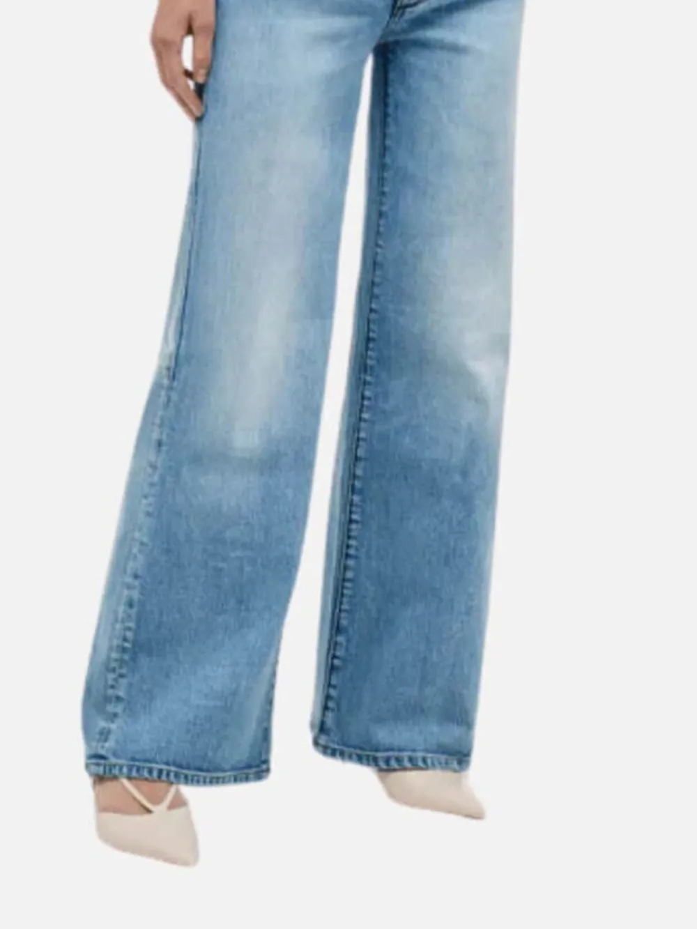 Pocketed Mid-Waist Jeans