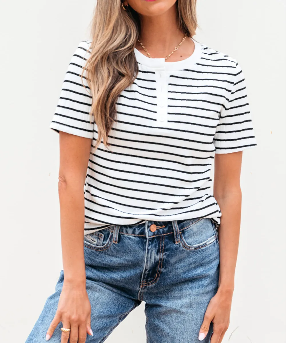 Textured Short Sleeve Buttoned Tee