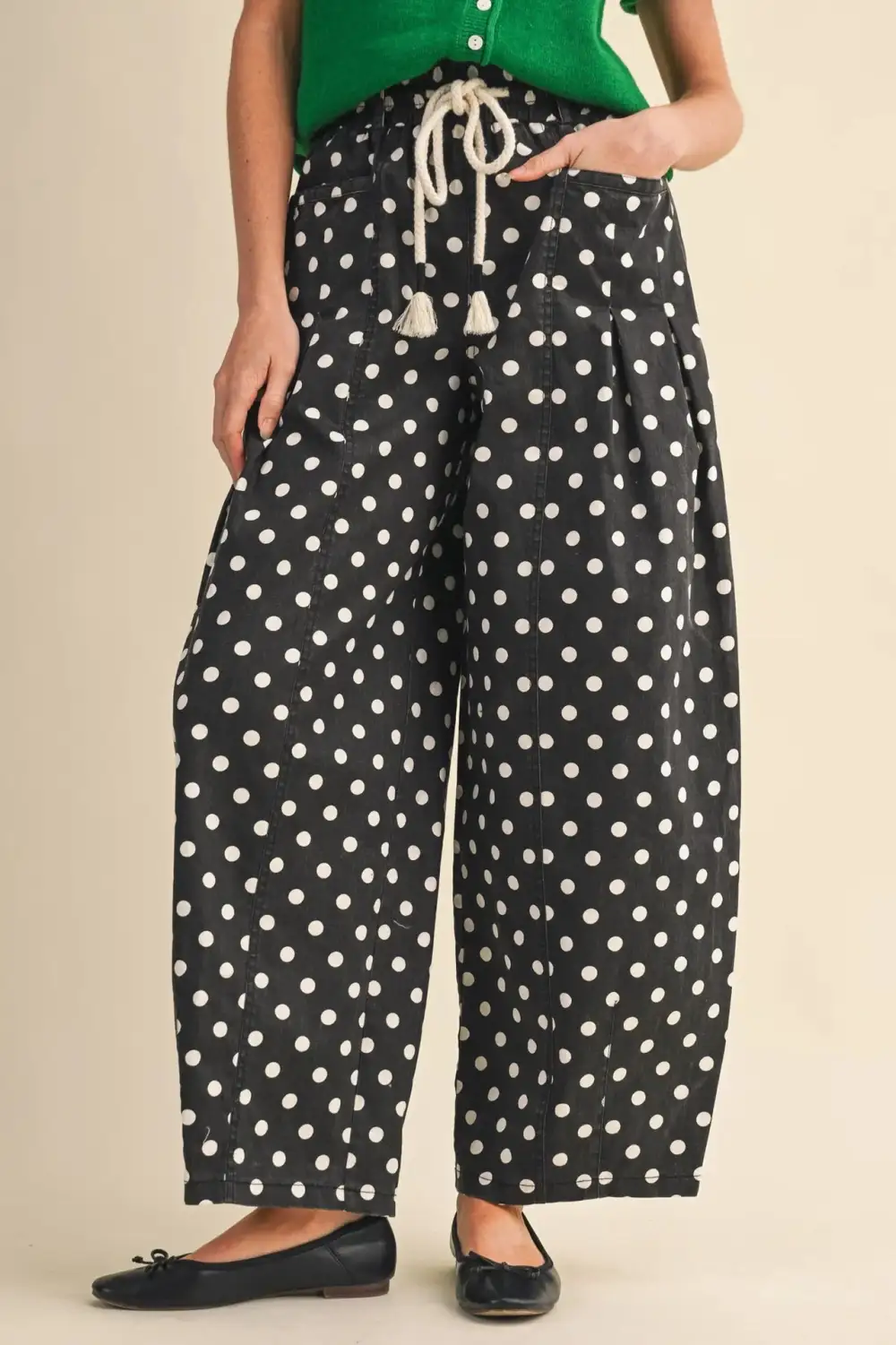Curved Barrel Denim Pants