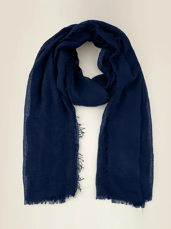 Women's Soft Knit Scarf With Smooth Finish