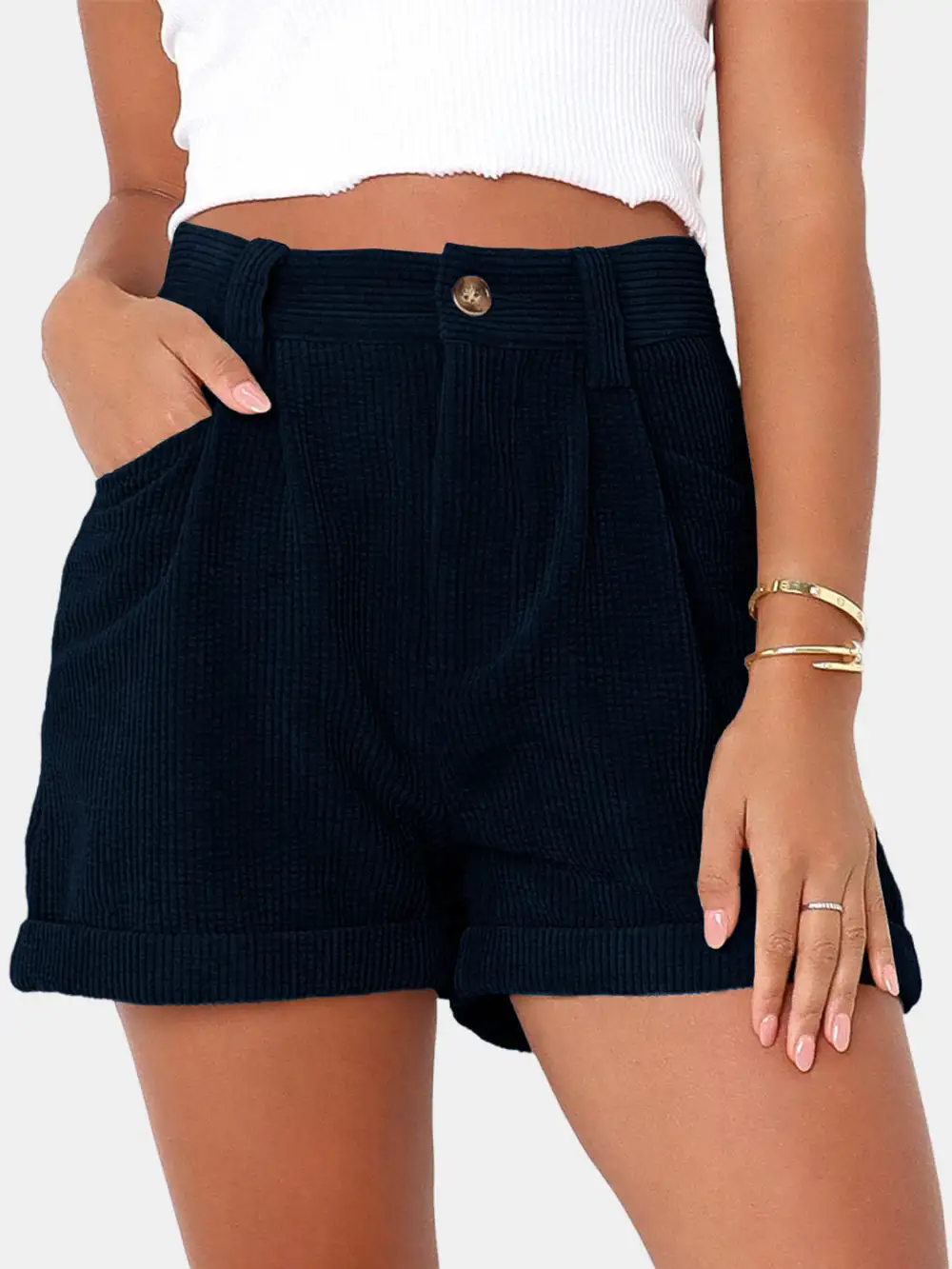 Travel Simple Pocket Detail Shorts