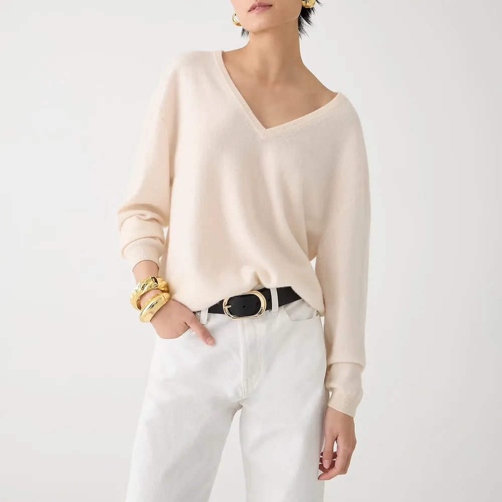 Cashmere Relaxed V-Neck Sweaters