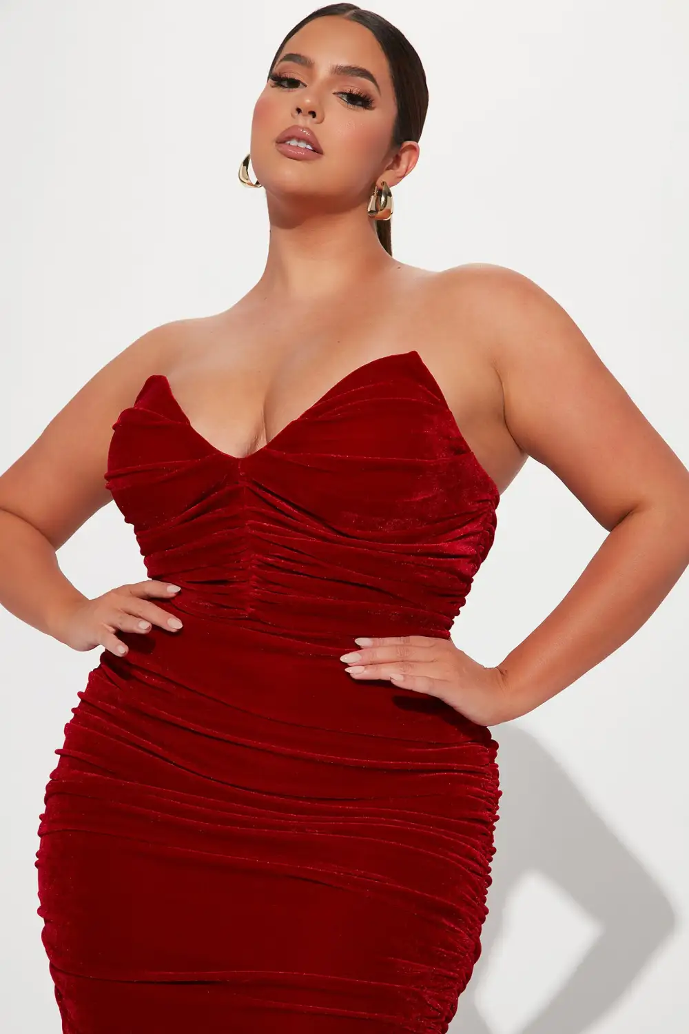 Forever Royalty Velvet Midi Dress - Red