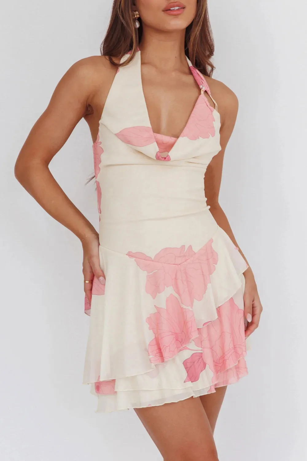 Slimming Waist A-Line Halterneck Ruffle Dress