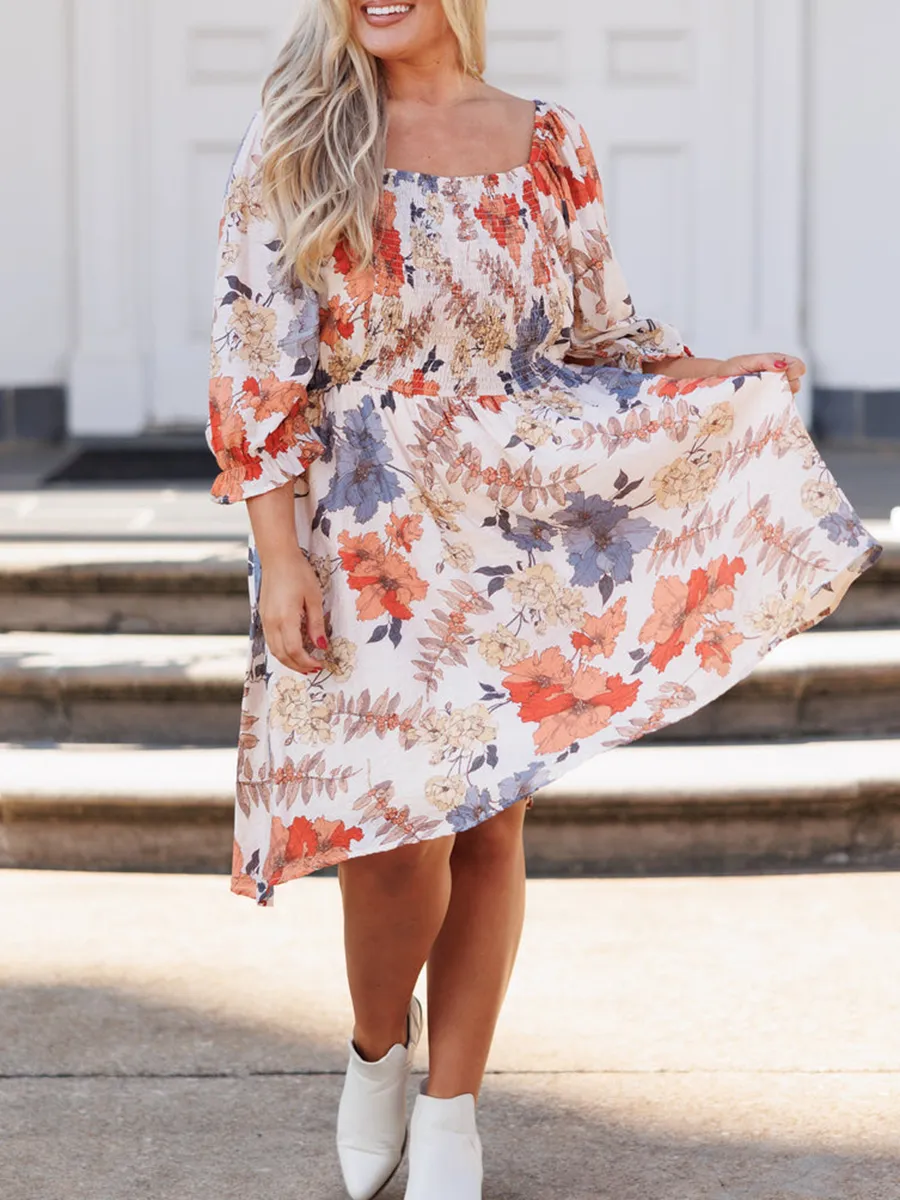 Floral Patterned Square Neck Pleated Loose Fitting Dress