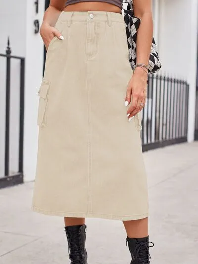 Slit Buttoned Skirt with Pockets