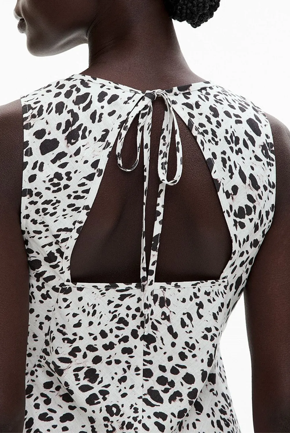 Black And White Printed Backless Dress