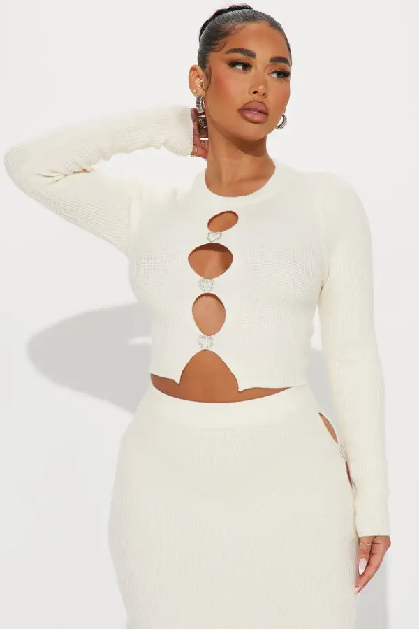 Oh So Tempting Sweater Skirt Set - Cream