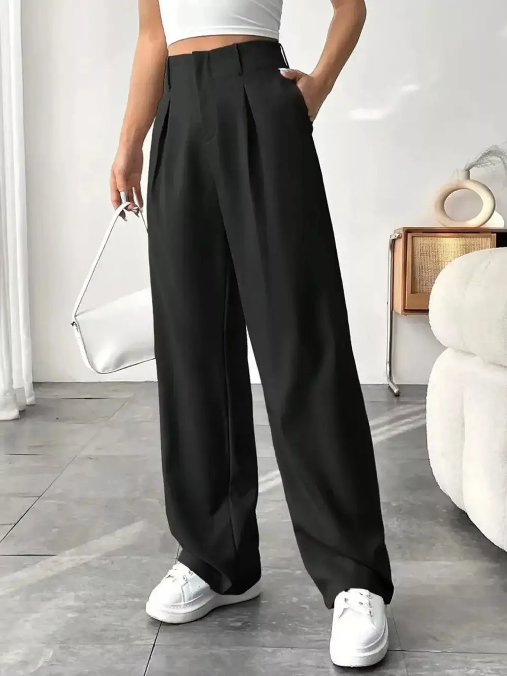 Everyday Wide Leg Pleated Pants