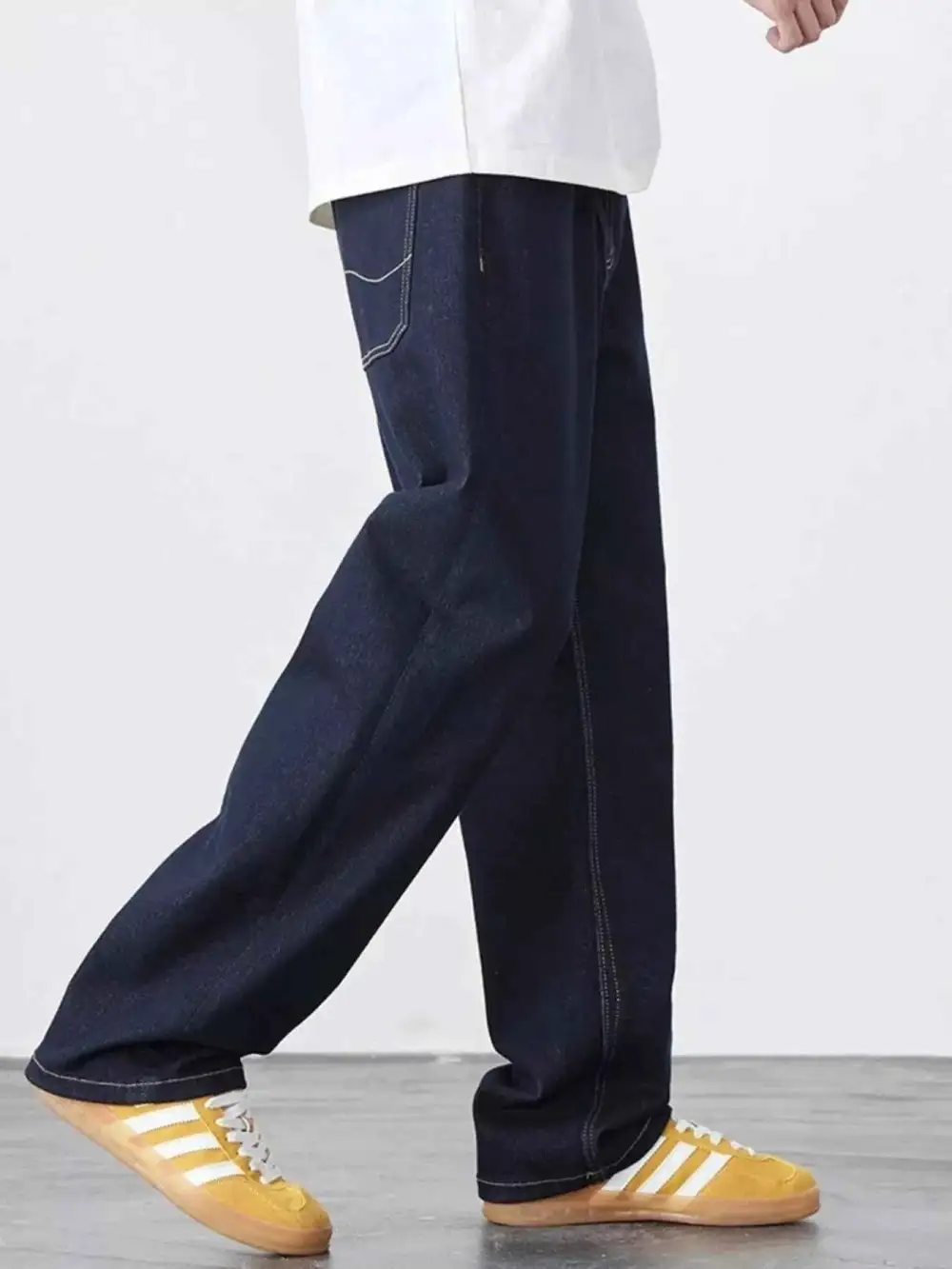 Soft Touch Wash Relaxed Fit Jeans