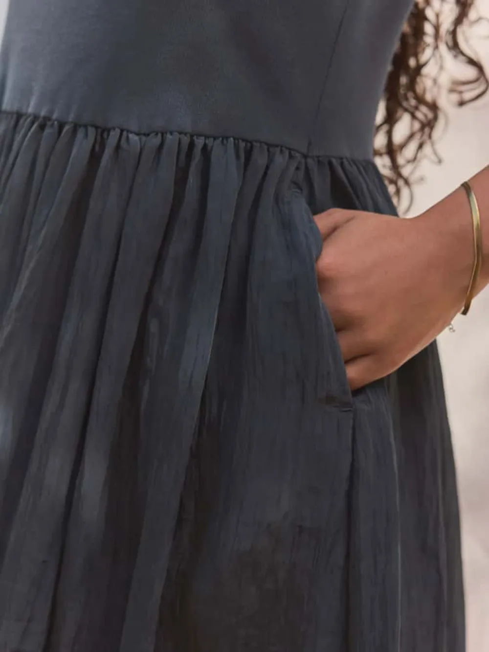 Classic Pure Color High-Waist Blended Dress