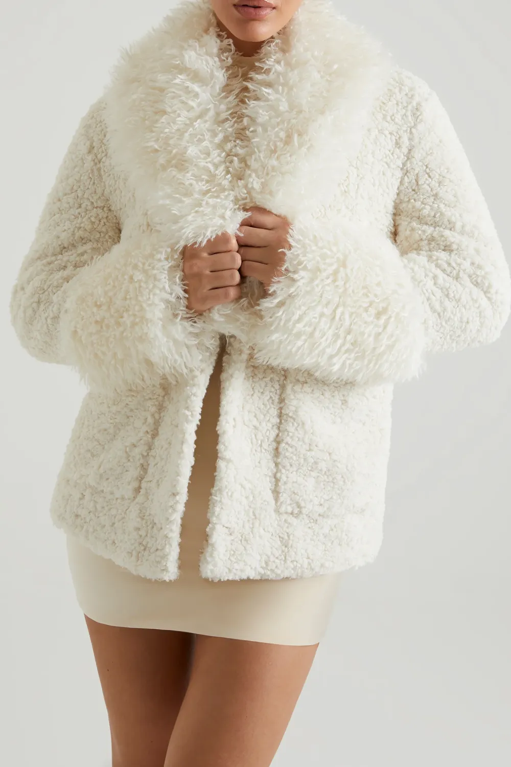 Ladies Loose Thickened Lamb Wool Coat