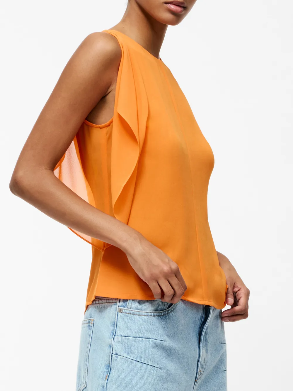 Elegant Solid Color Sleeveless Round Neck Top