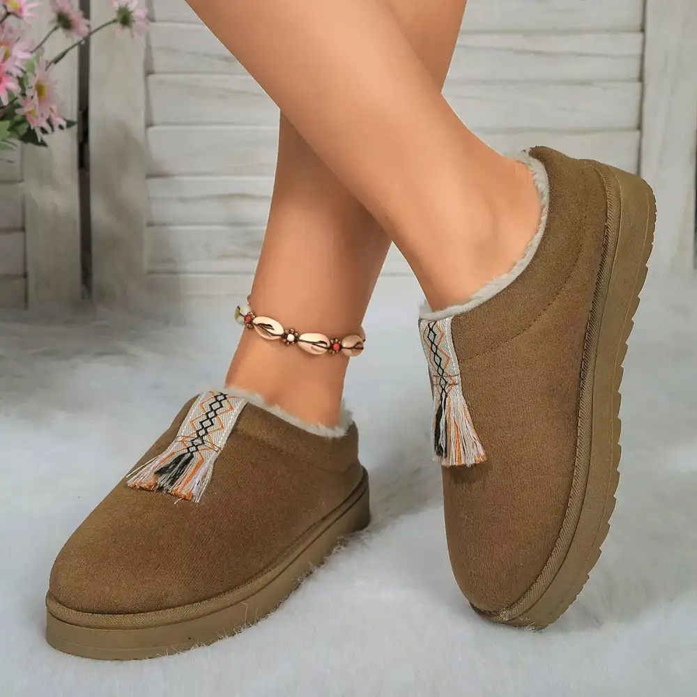 Refined Round Toe Platform Slippers