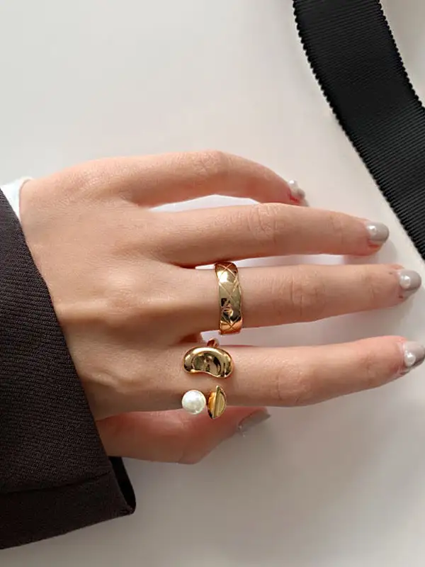 Chic Beaded Minimal Ring