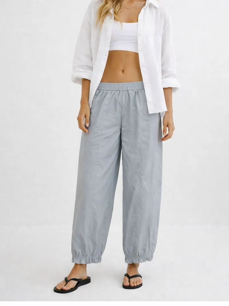 Solid Color Elastic Waist Pocket Balloon Pants