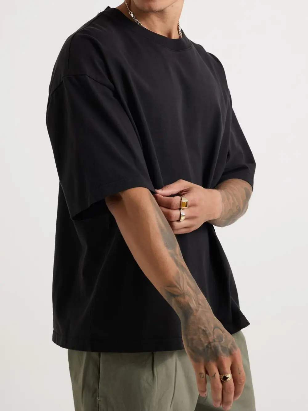 Simple Casual And Daily Black Tee