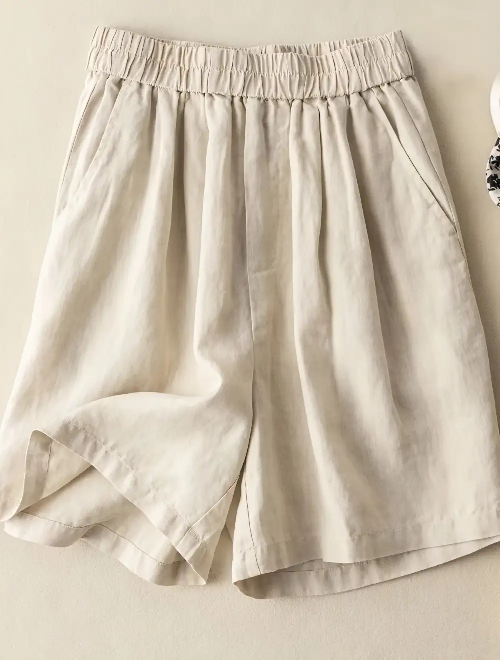 Elastic Waist Flowy Shorts