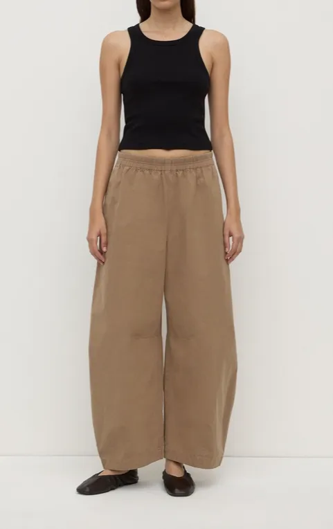 Dark Tan Voluminous Cotton Barrel-Leg Pant